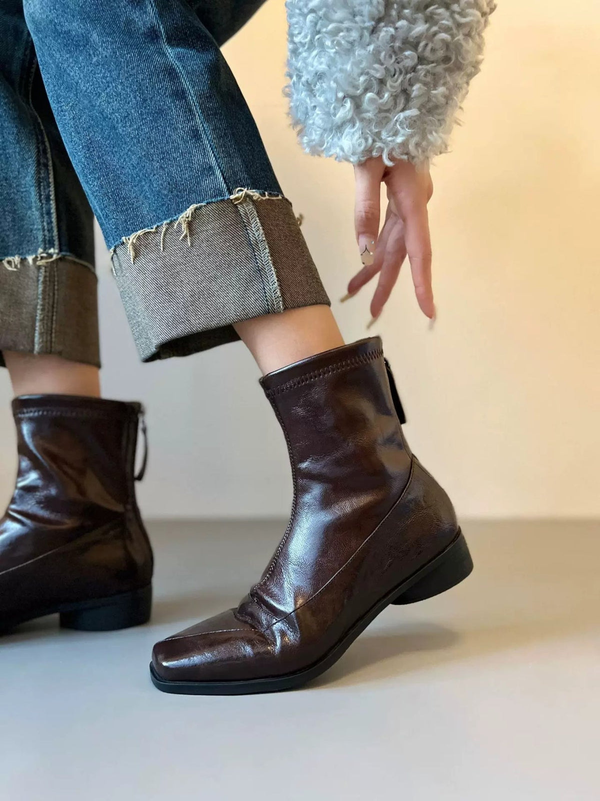 Women French Retro Slim Ankle Boots, Genuine Leather Back Zipper Stretch Boots, Elegant Slimming Block High Heel Short Boots