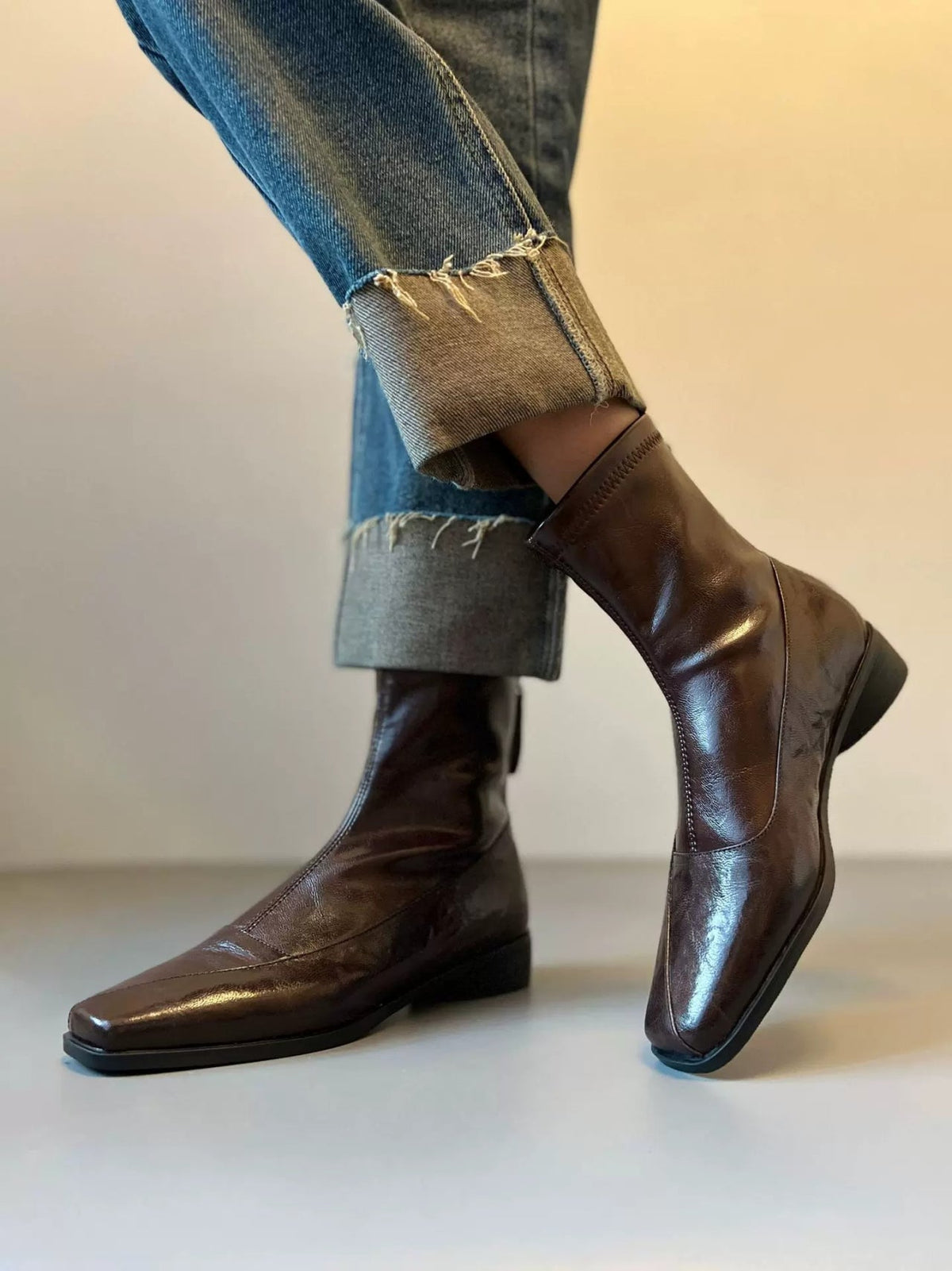 Women French Retro Slim Ankle Boots, Genuine Leather Back Zipper Stretch Boots, Elegant Slimming Block High Heel Short Boots